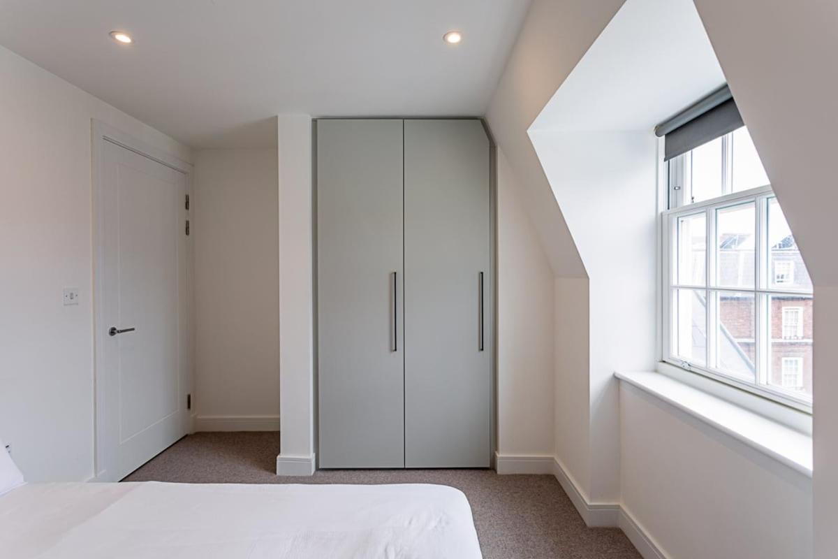 Modern And Stylish Apartment In West Kensington Londyn Zewnętrze zdjęcie