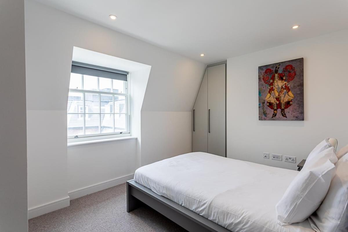 Modern And Stylish Apartment In West Kensington Londyn Zewnętrze zdjęcie